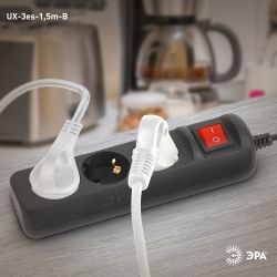 Удлинитель электрический ЭРА UX-3es-1,5m-B с заземлением с выключателем 3 розетки 1,5 м ПВС 3x0,75мм2 черный