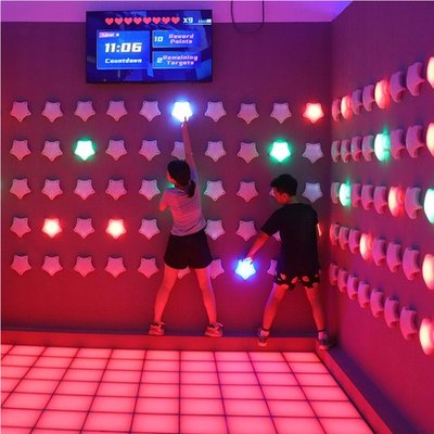 Интерактивная стена с кнопками «Галактика» 50 шт