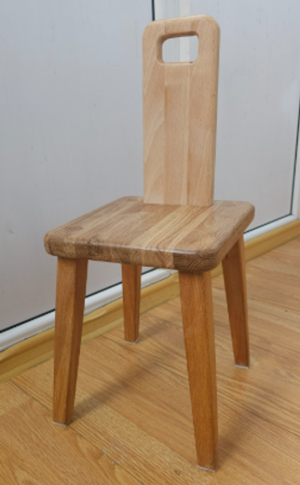 Детский стульчик