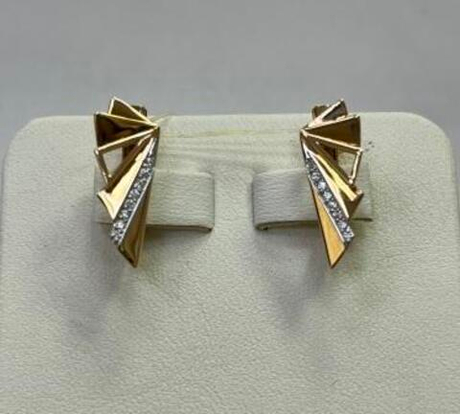 Серьги из золота с фианитами