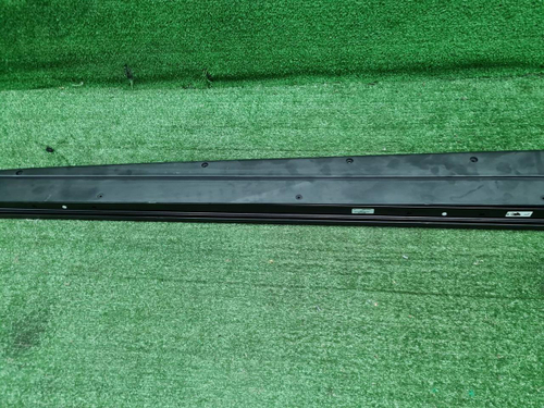 Подножка левая Bentley Bentayga (2015-н.в.)