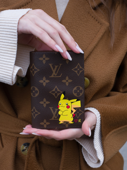 Louis Vuitton Обложка для паспорта