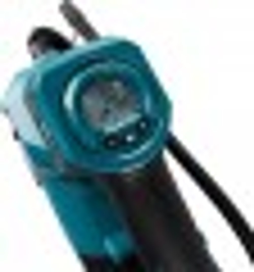 Компрессор автомобильный MAKITA MP001GZ 4 насадки, без аккум.и з/у.