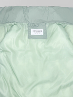 Жилетка Dorimodes 9201 укороченная однотонная на молнии с прорезными карманами