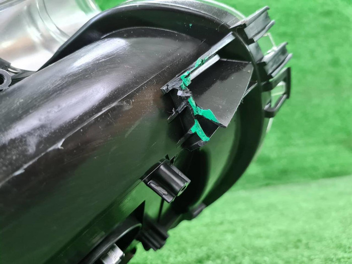 Фара левая Mini Hatch R56 (2010-2013) ксенон