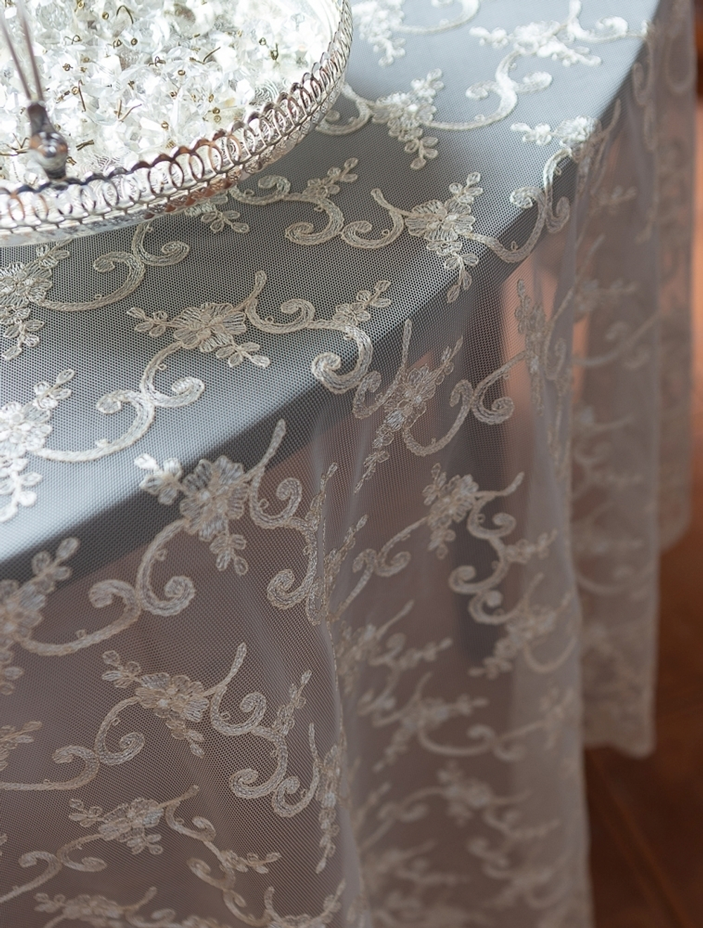 Скатерть круглая 180 Domus 3557 Ivory кружевная