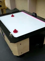 Детский аэрохоккей (180х110х75 см) с лампой над полем