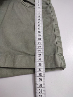 Шорты H&M лаконичные на 12-13 лет