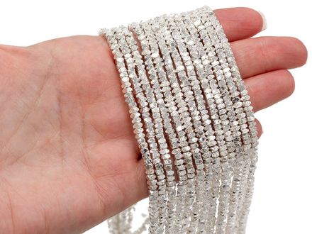 Нить бусин из лавы 3мм