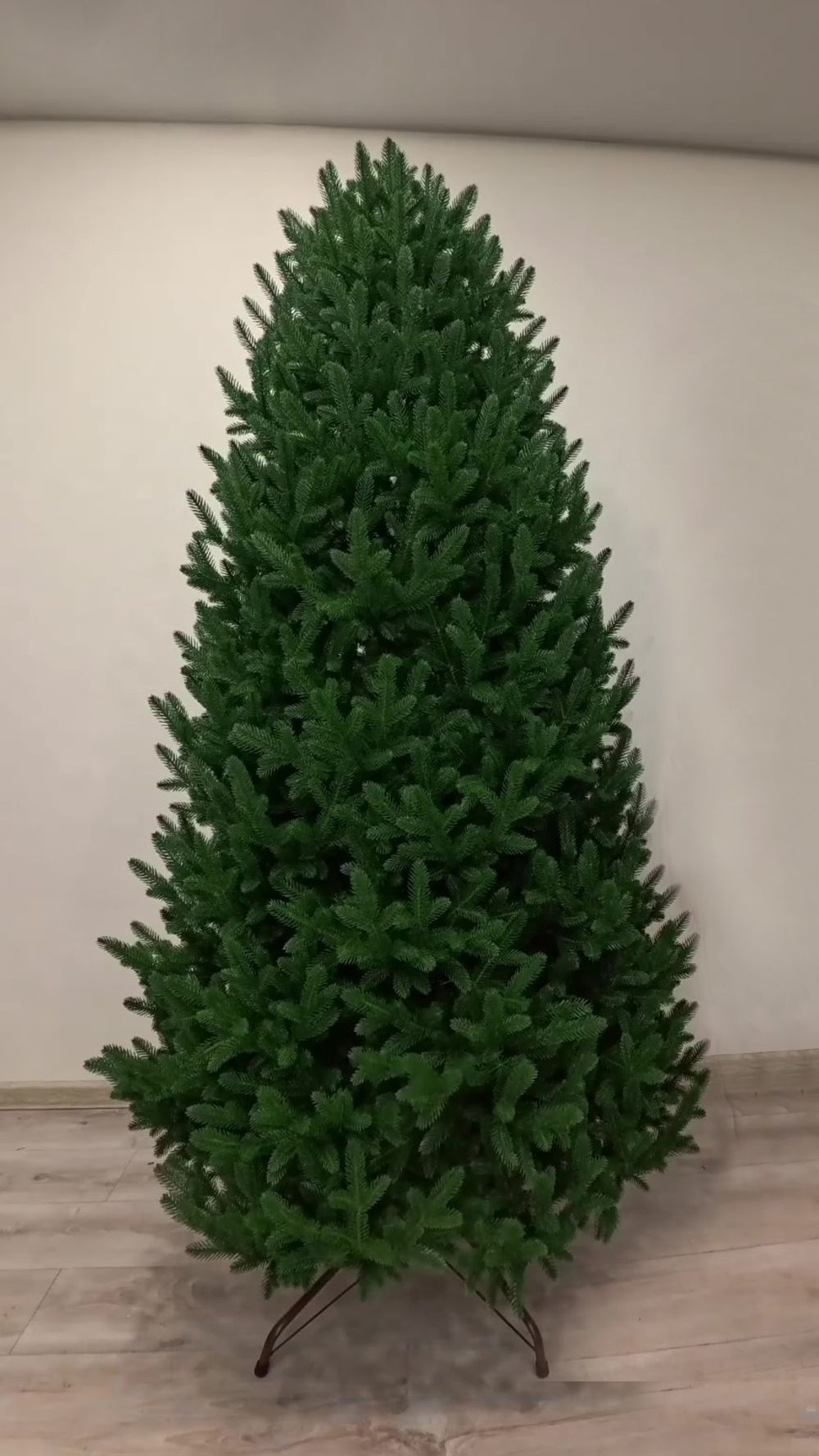 Ель искусственная «Синдия» (Литая хвоя) от 1,5 м до 2,7 м