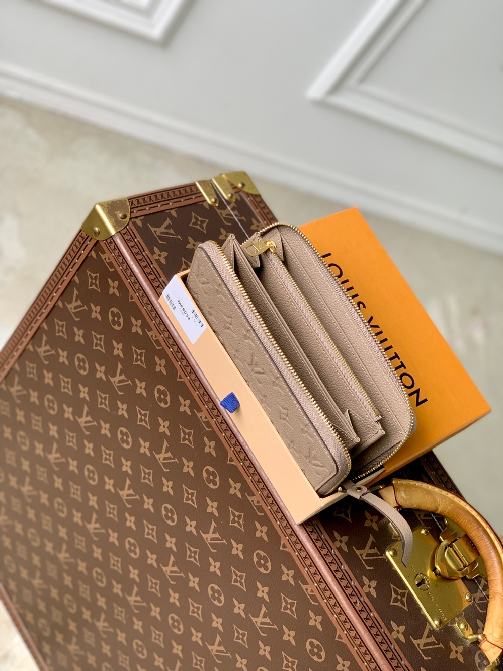 Louis Vuitton Zippy Wallet