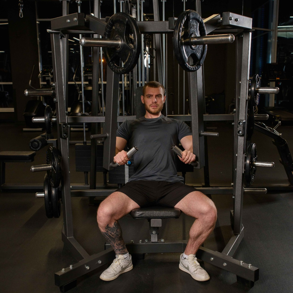 SM2014 Независимый жим от груди широким хватом