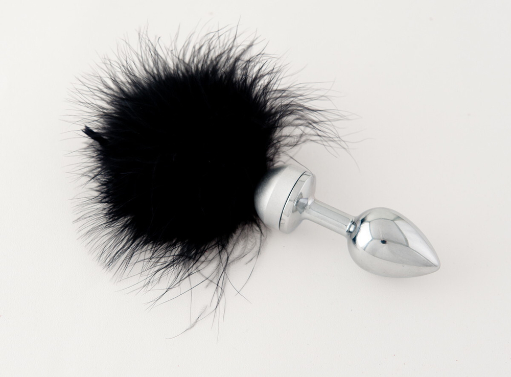 Анальная втулка маленькая с черной опушкой 8,5 см