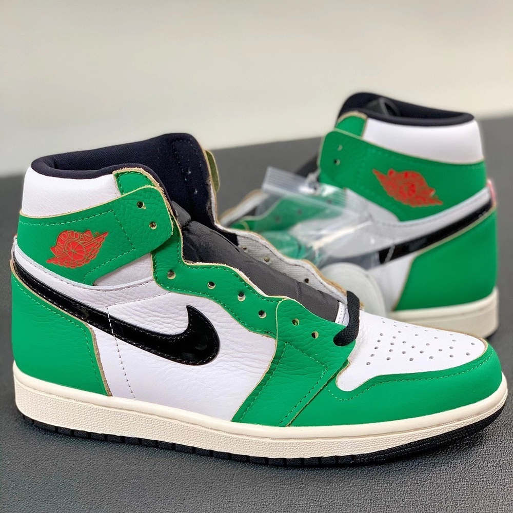 Air Jordan 1 High OG WMNS “Lucky Green”