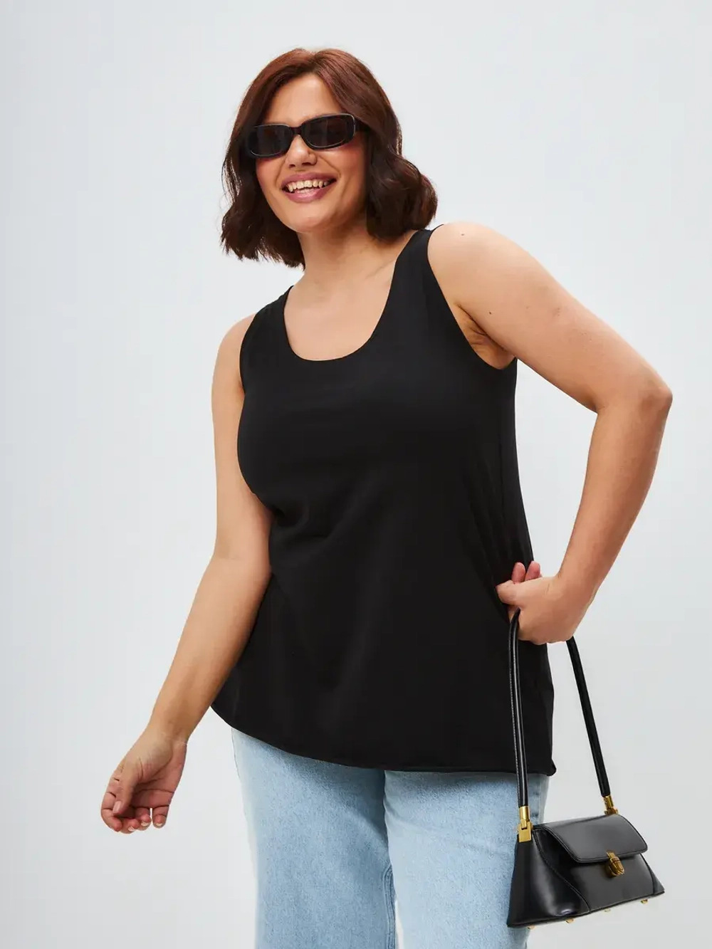 Майка базовая под пиджак удлиненная оверсайз