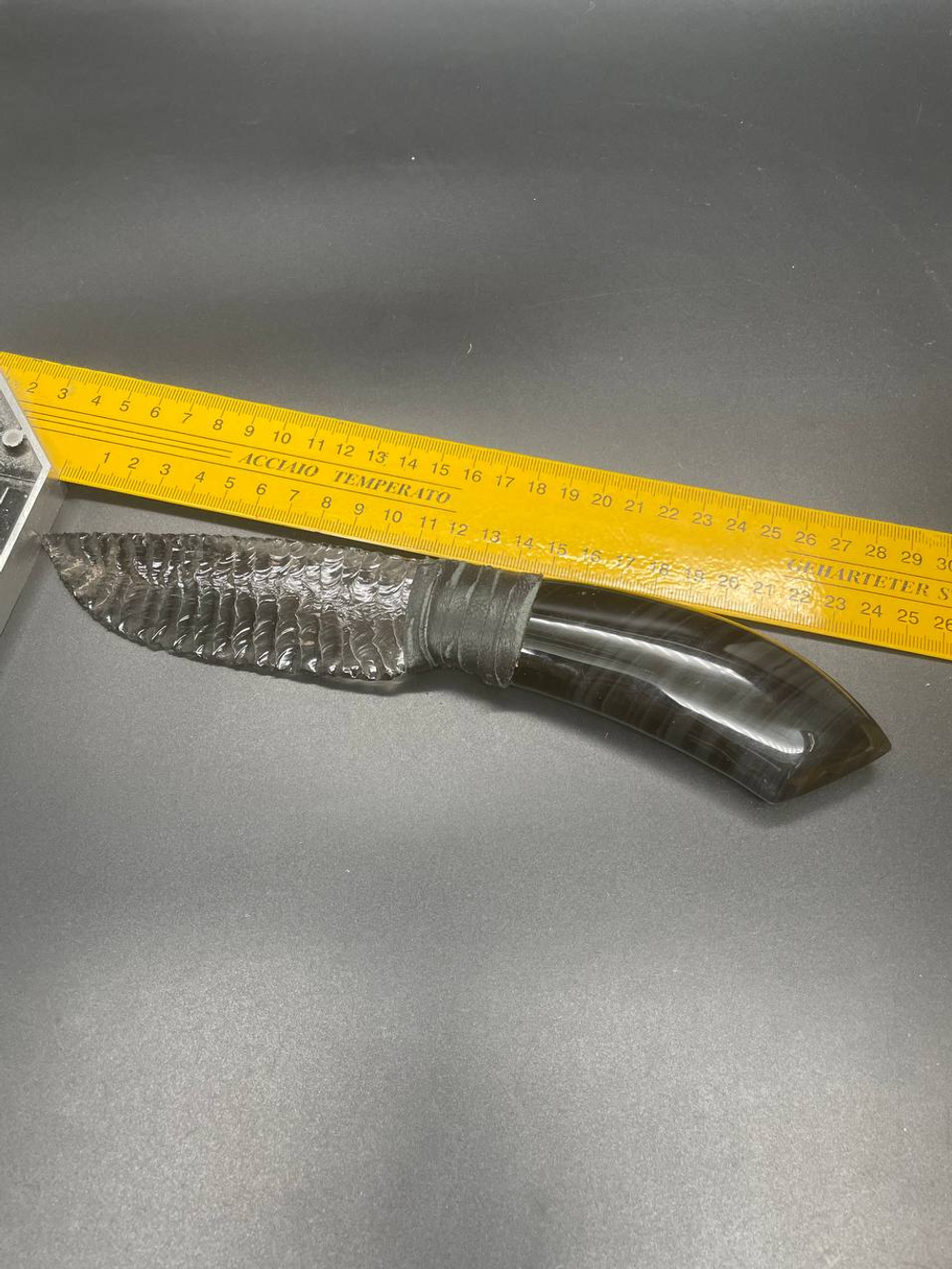 Обсидиановый клинок с рукоятью из обсидиана 25 см