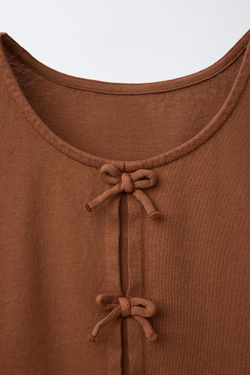 ZARA ТРИКОТАЖНЫЙ ТОП С ДЕТАЛЯМИ ИЗ КРУЖЕВА КРОШЕ, ЧЕРЕПИЧНЫЙ