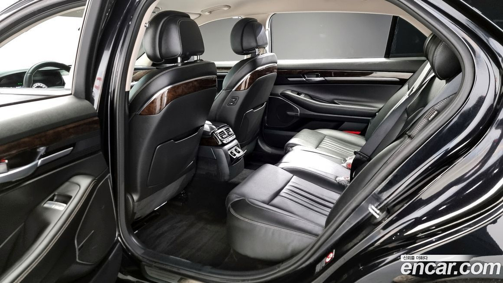 Genesis G90 3.8 AWD (04.2020)