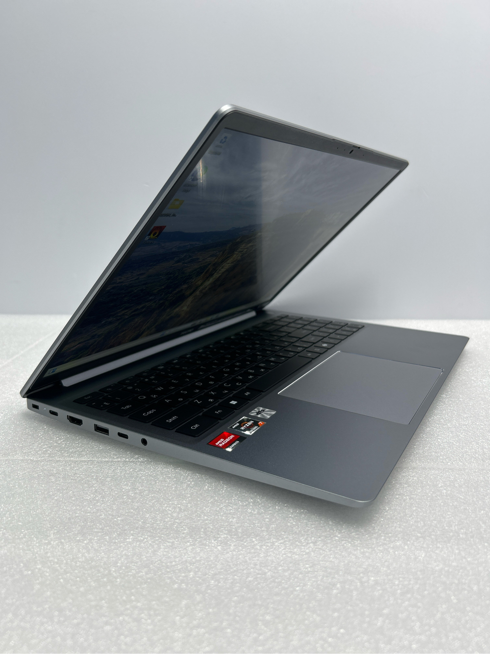 Ноутбук Tecno MegaBook K16SDA 16"/AMD Ryzen 7-5800U/RAM 16GB/SSD 512GB/AMD Radeon Graphics/1920x1080/IPS/Windows 11/Подсветка - кл:нет/Cерый космос. Состояние: B1