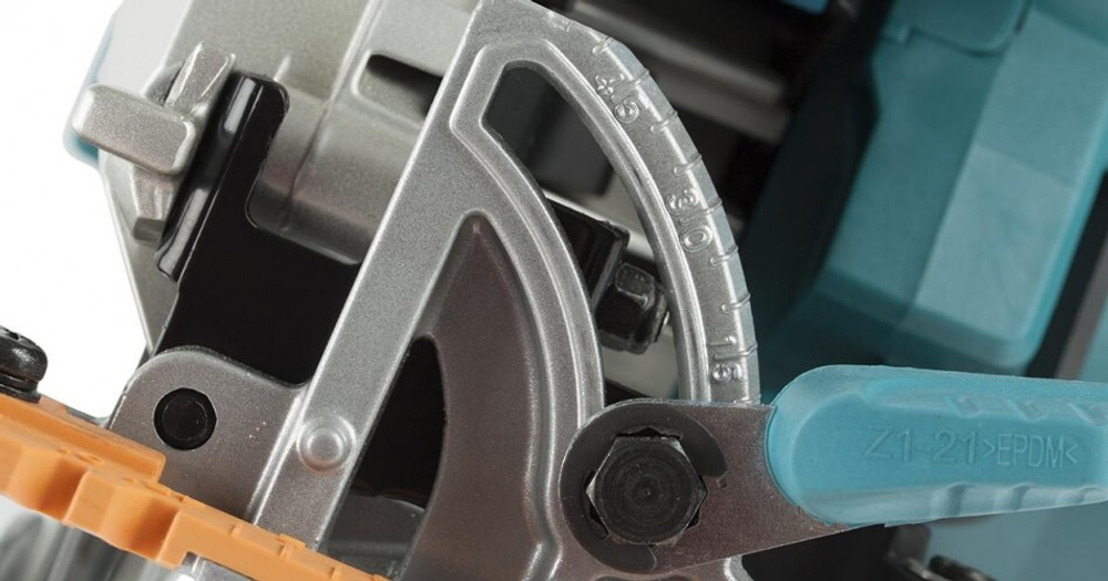 Пила циркулярная сетевая MAKITA HS 7100 HS7100