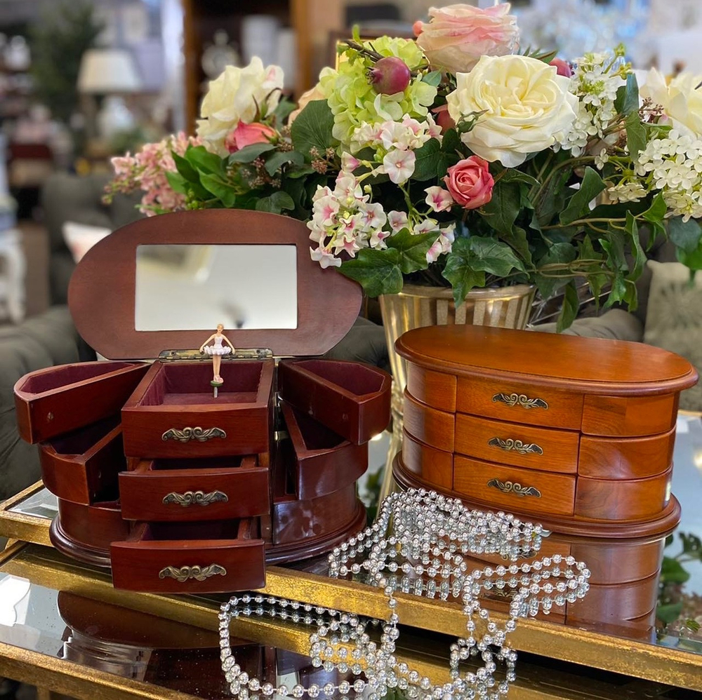 Шкатулка музыкальная