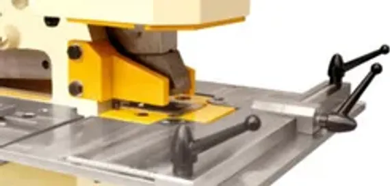 Электрический резьбонарезной клупп Ravic RV-330