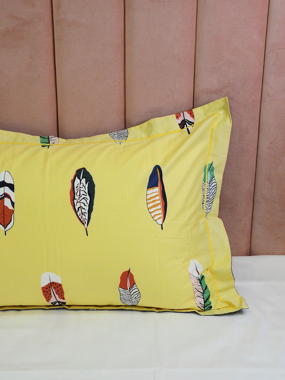 Постельное белье Feathers Yellow
