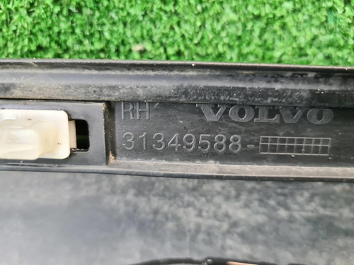 Накладка порога правая Volvo XC60 1 (2008-2013)