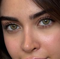 Желто - зеленые  цветные линзы Marquise Vanessa green lemon / Цветные линзы для светлых и темных глаз / Под образы и для сьемок / На 12 мес