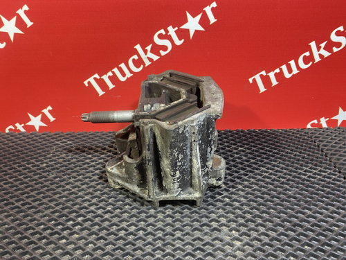 Подушка двигателя передняя