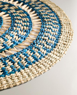 ZARA HOME КРУГЛАЯ ПЛЕТЕНАЯ ПОДСТАВКА ПОД СТОЛОВЫЕ ПРИБОРЫ, СИНИЙ