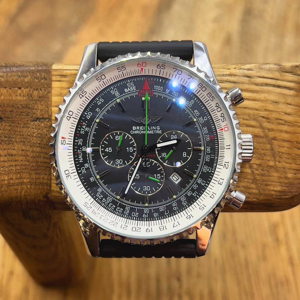 Часы Breitling