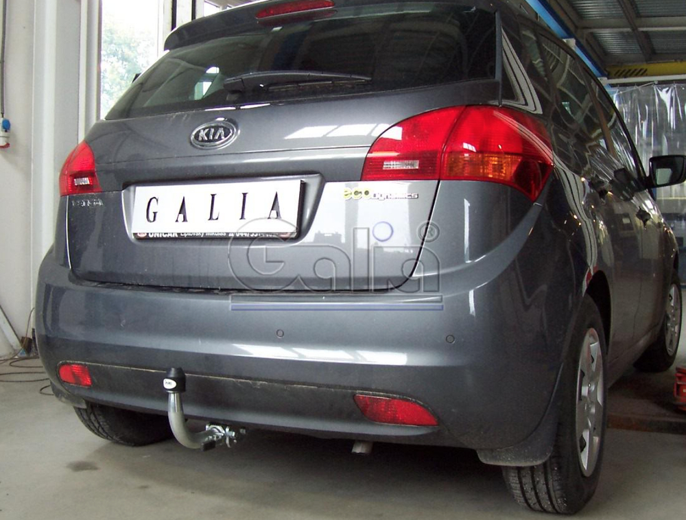 Оцинкованный фаркоп на Kia Venga 2010-2017 (без электрики), Galia K035C