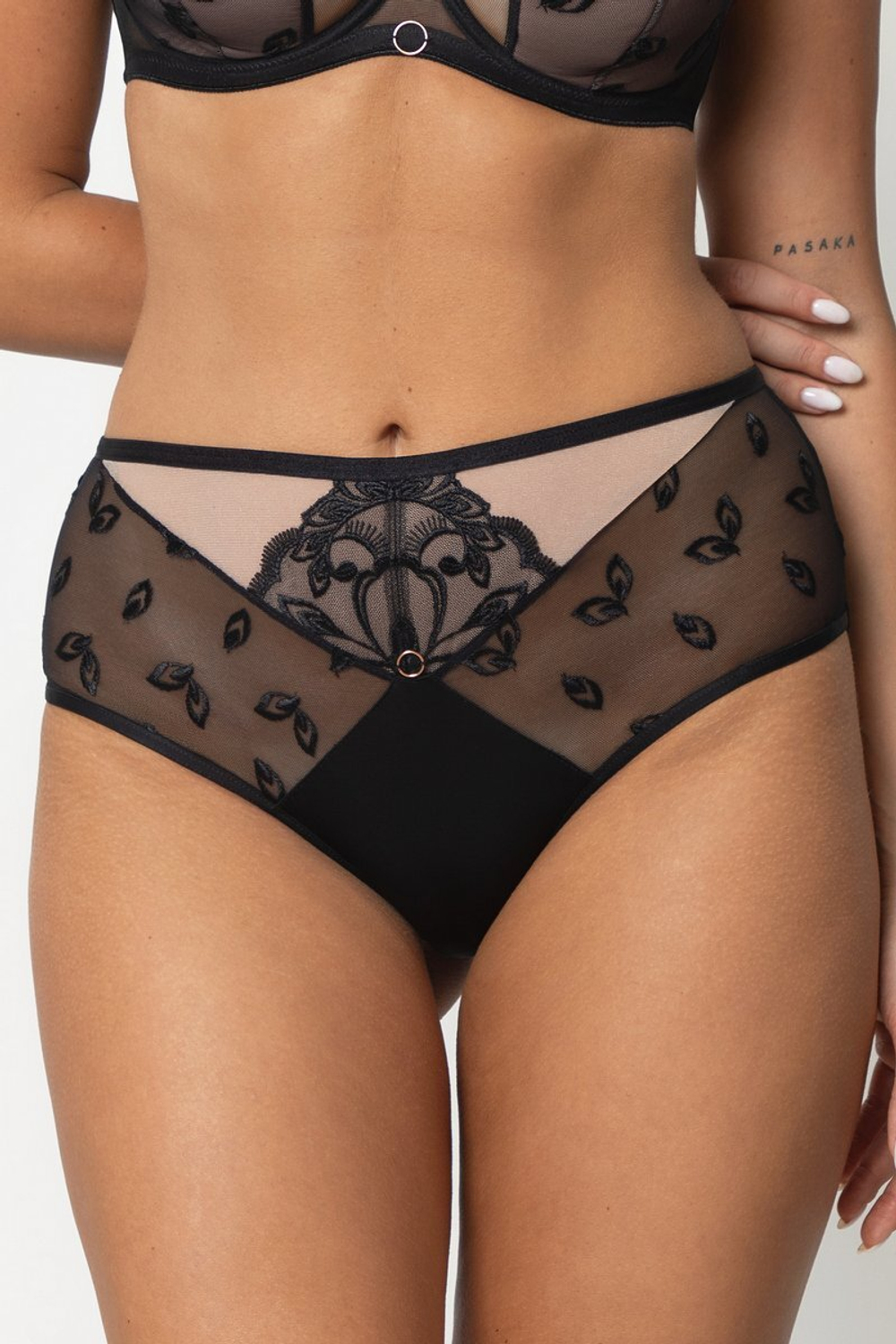 MADLEN BLACK Трусы высокие SUBTILLE