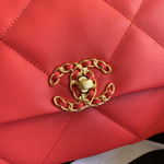 Chanel 19 26 cm