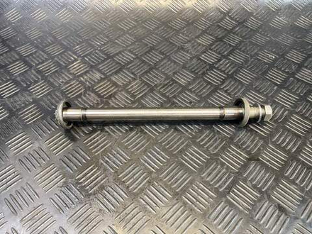 Ось маятника Yamaha FZ1 Fazer RN17