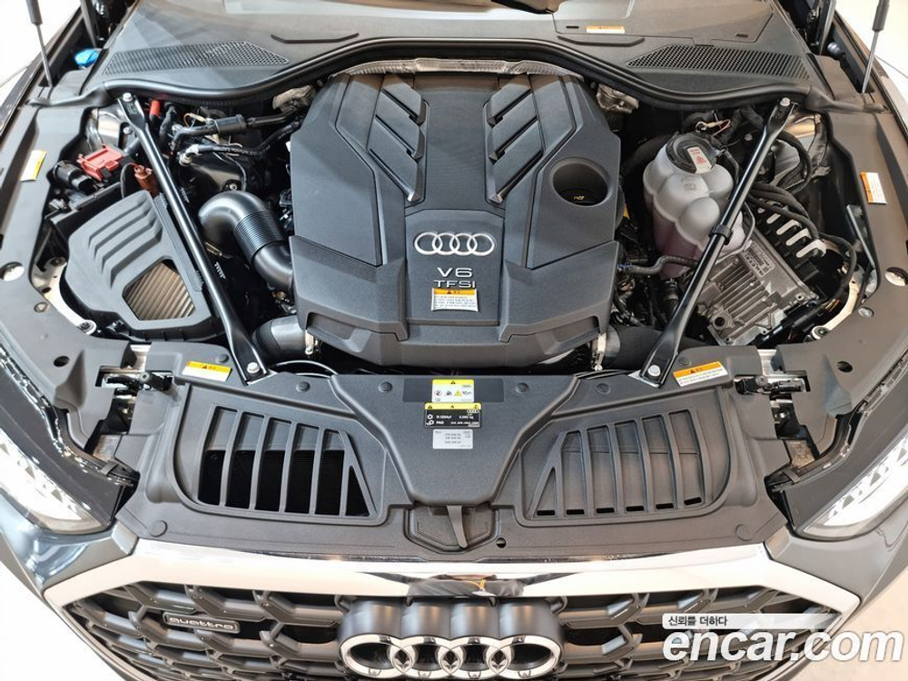 Audi A8 (D5) 55 TFSI Quattro Premium LWB (12.2022)