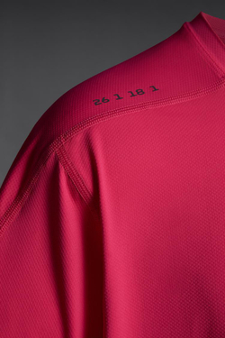 ZARA БАЗОВАЯ СПОРТИВНАЯ ФУТБОЛКА, НЕОНОВО-РОЗОВЫЙ