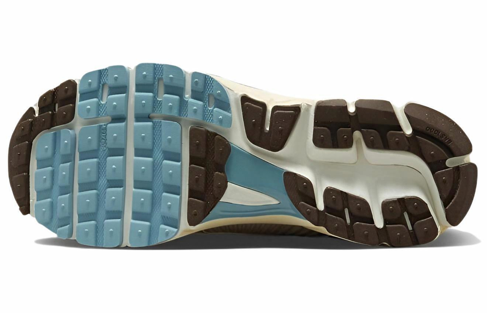 Кроссовки Nike Air Zoom Vomero 5 (Женская размерная сетка)