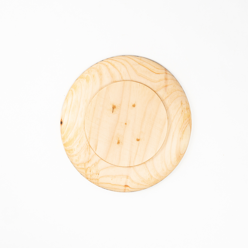Деревянная тарелка-блюдце из сибирского кедра 19,5 см. T200