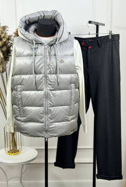 Безрукавка Moncler