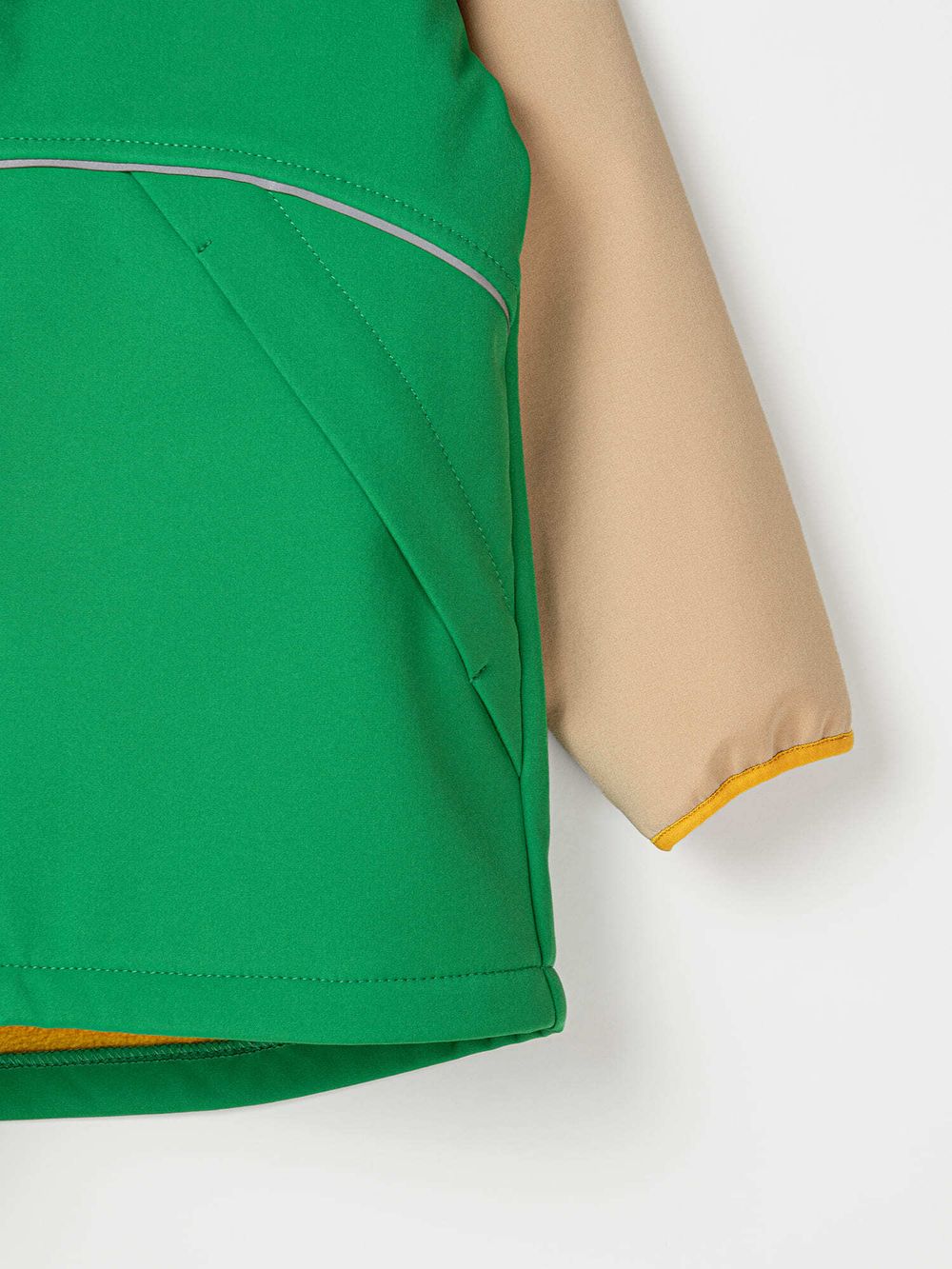 Куртка Softshell демисезонная "Ель"