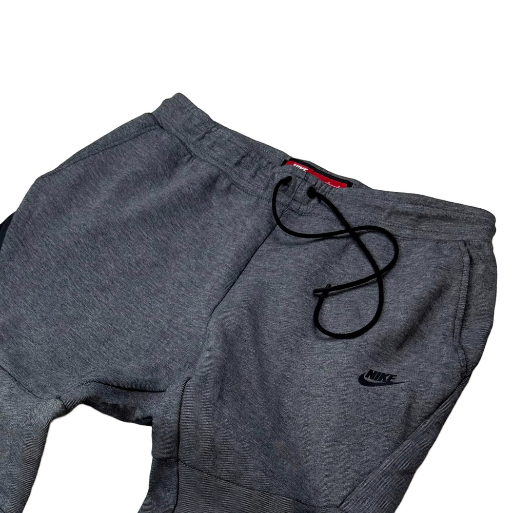 Брюки Nike Tech Fleece