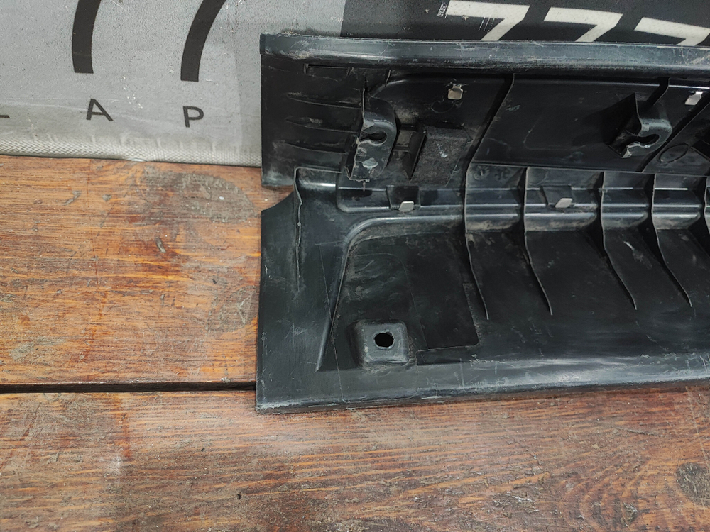 Кожух замка багажника Geely Tugella 19-нв Б/У Оригинал 6059057700