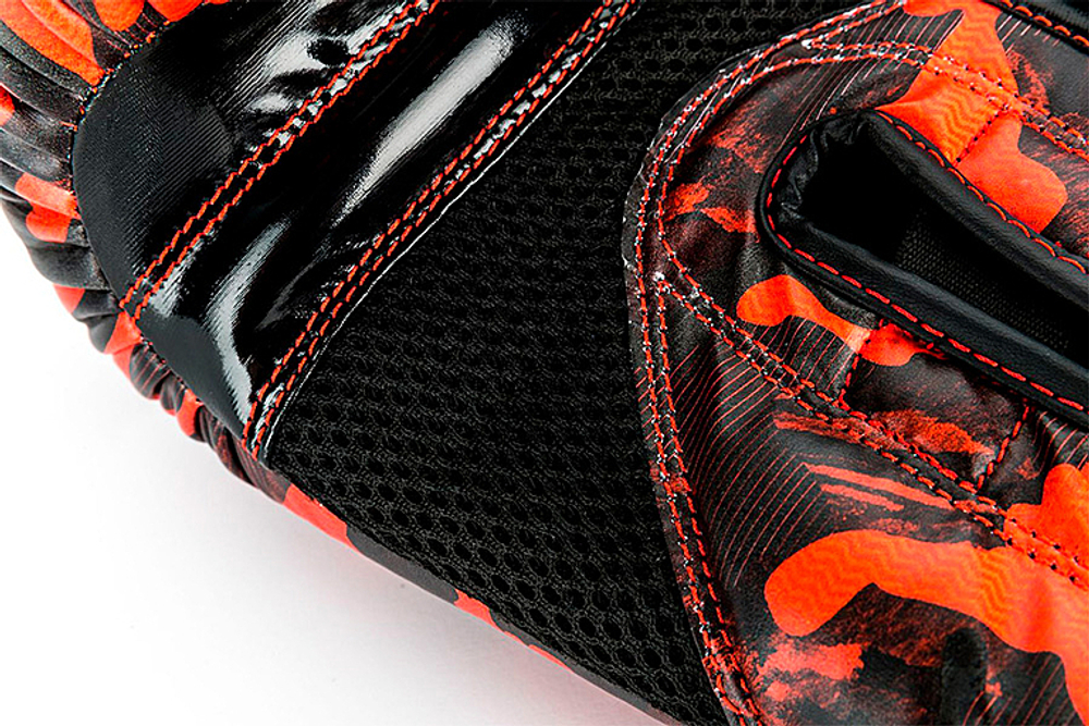 UFC PRO Перчатки для бокса CAMO INFRARED - S/M