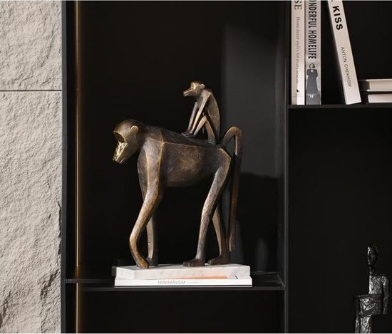 Статуэтка Pious Ornament