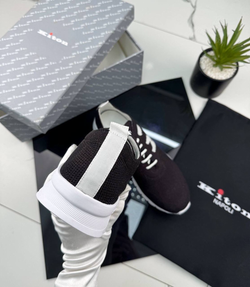 Кроссовки Kiton