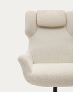 Zalina Вращающееся кресло с подлокотниками из белой ткани букле