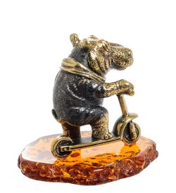 Народные промыслы AM-1981 Фигурка «Бегемот на самокате» (латунь, янтарь)