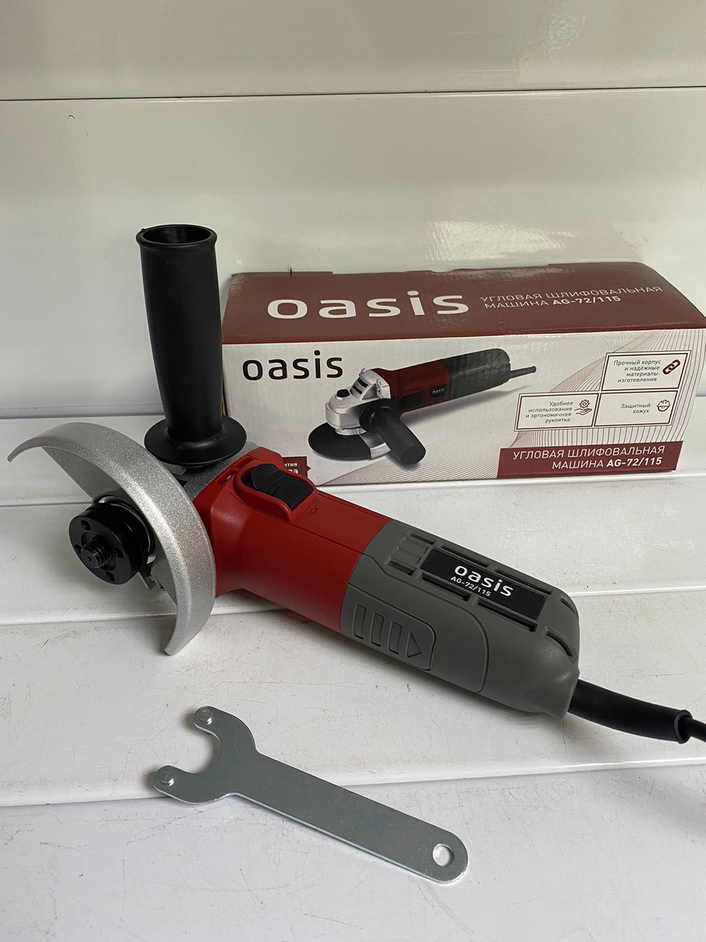 Угловая шлифовальная машина Oasis AG-72/115